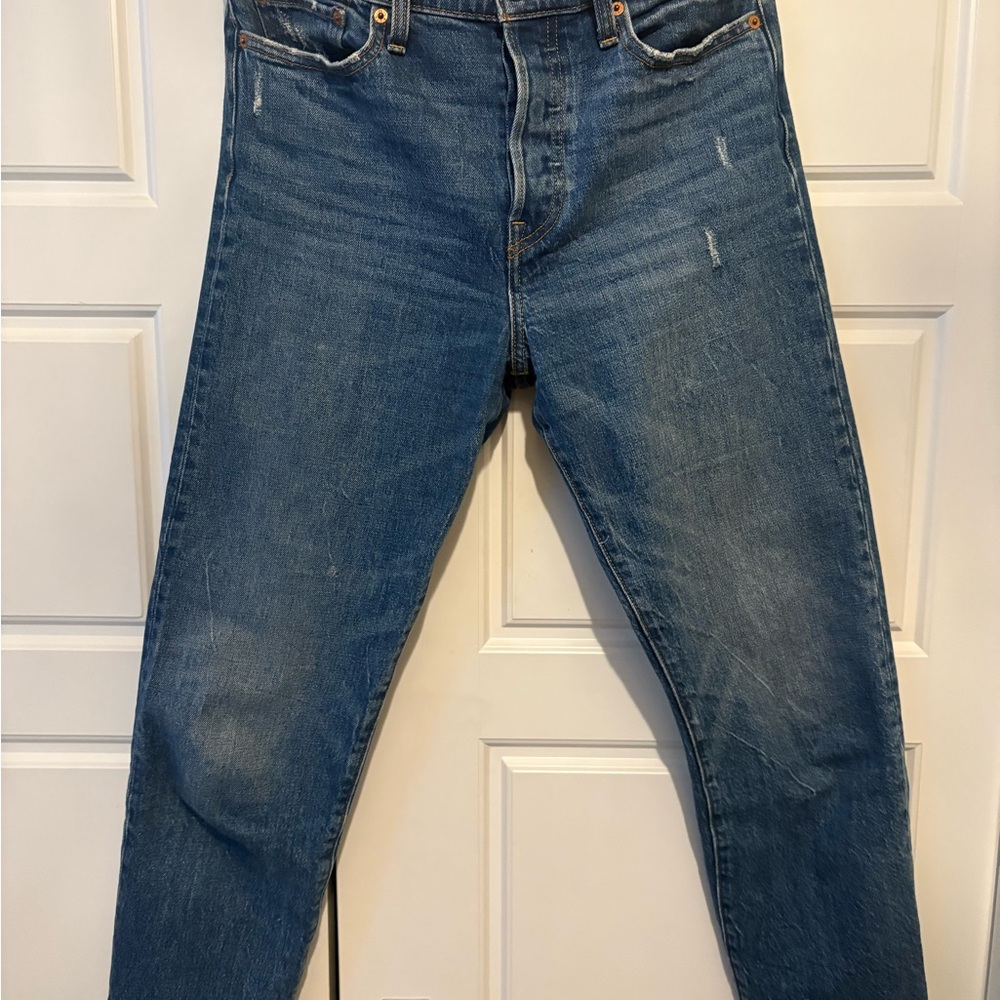Levi's High Rise Cut-off Jeans